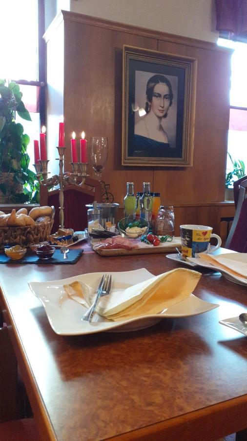 Hotel Zur Sonne Falkenstein  Ngoại thất bức ảnh